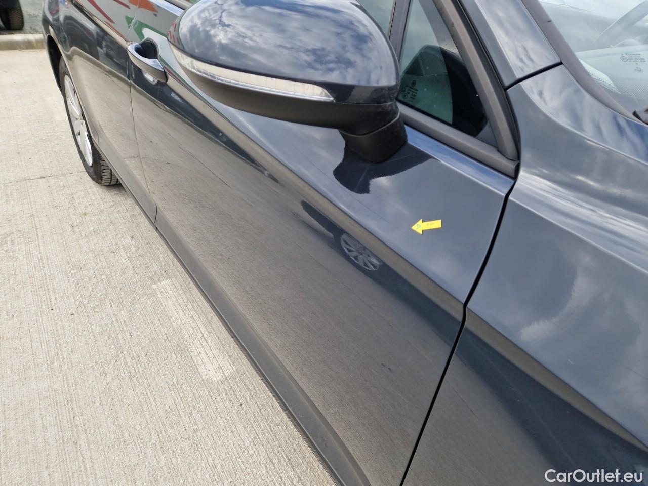  Volkswagen  Passat Advance 1.5 TSI ACT 150 CP #24