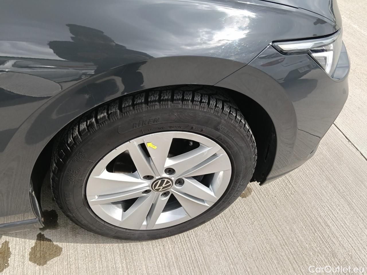  Volkswagen  Golf  Life 1.0 TSI #12