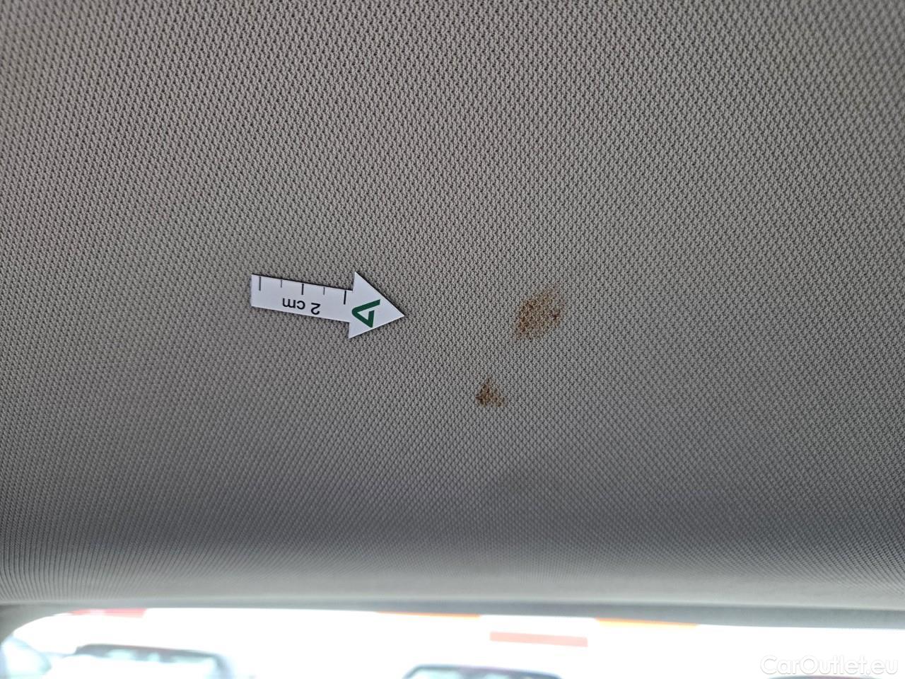  Volkswagen  Golf  Life 1.0 TSI #45