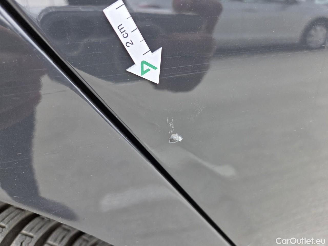  Volkswagen  Golf  Life 1.0 TSI #15