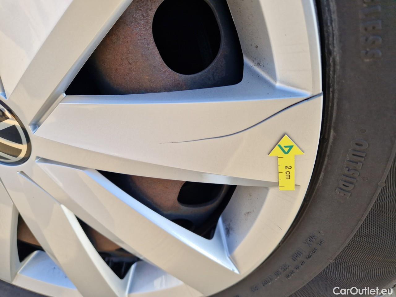  Volkswagen  Passat Advance 1.5 TSI ACT 150 CP #7