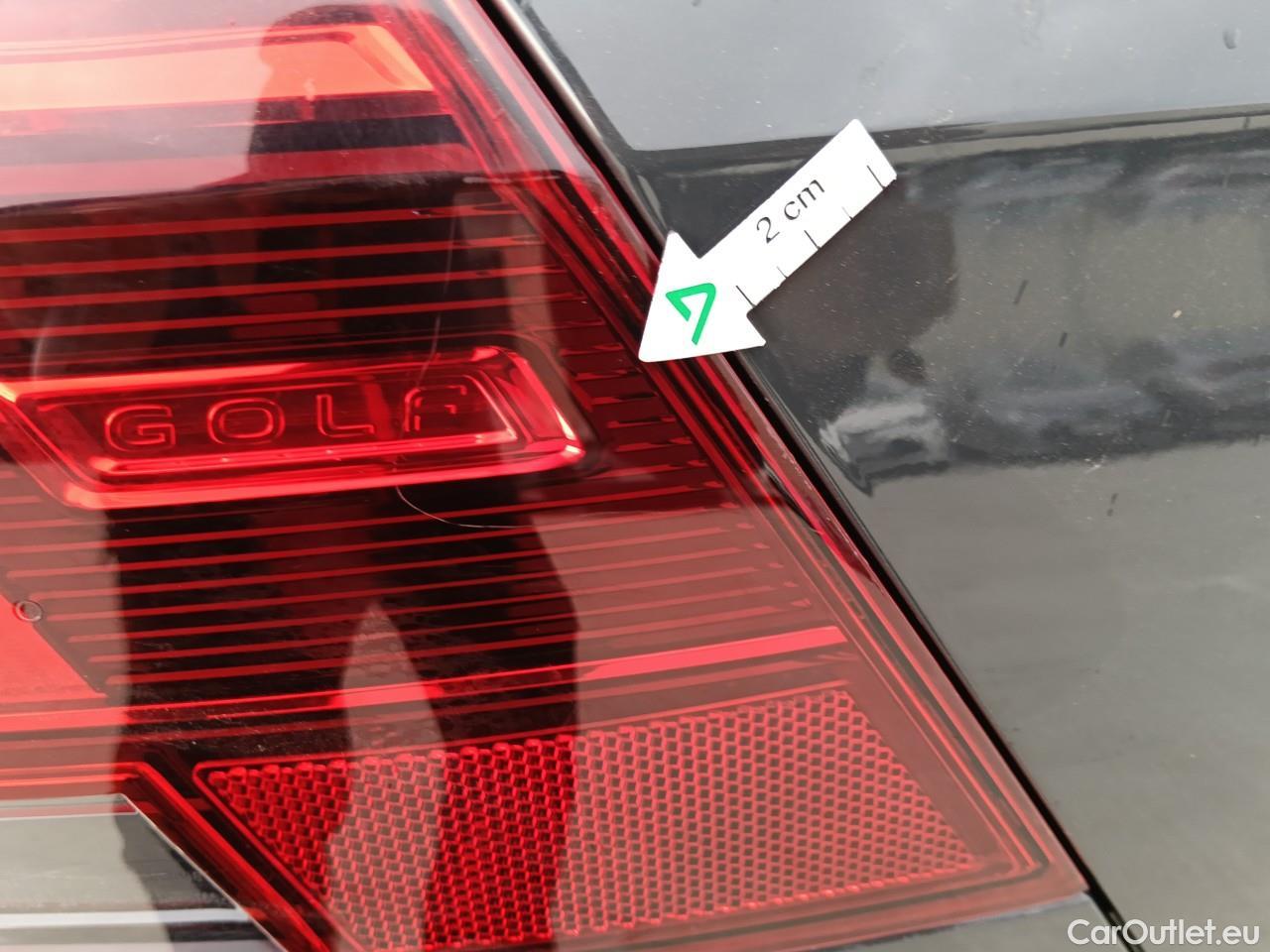  Volkswagen  Golf  Life 1.0 TSI #8