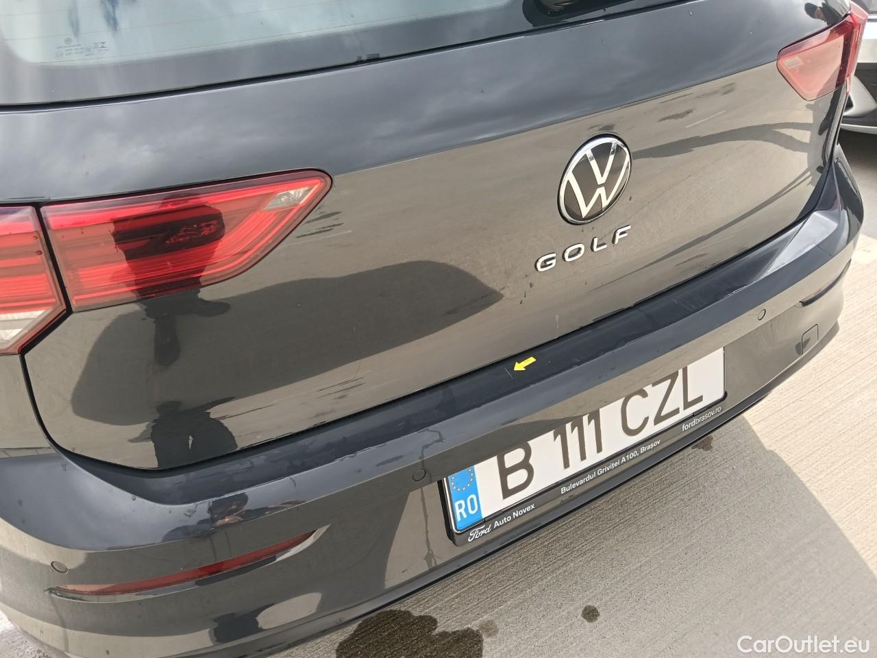  Volkswagen  Golf  Life 1.0 TSI #16