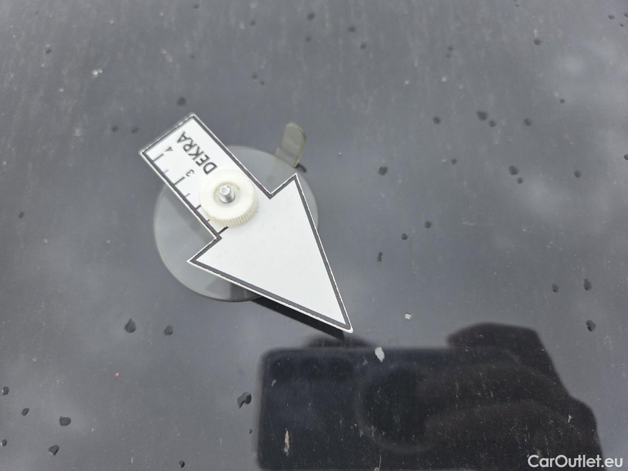  Volkswagen  Golf  Life 1.0 TSI #13