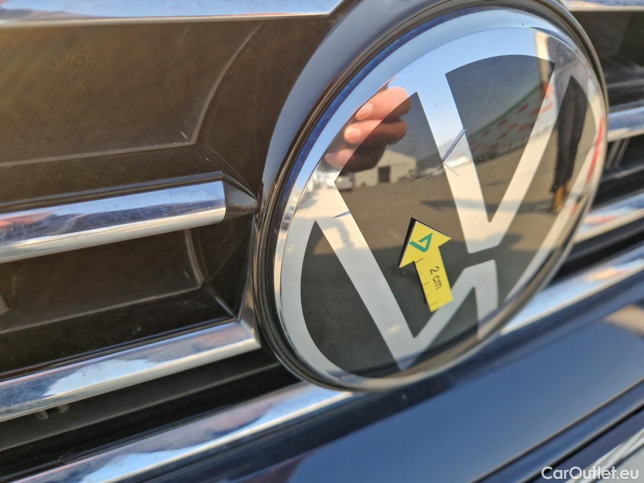  Volkswagen  Passat Advance 1.5 TSI ACT 150 CP #11