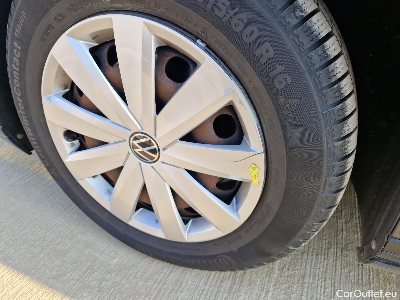  Volkswagen  Passat Advance 1.5 TSI ACT 150 CP #8