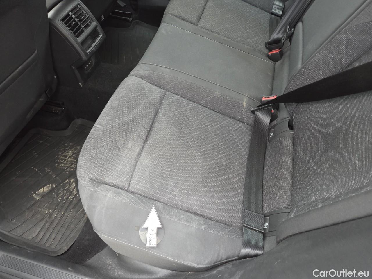  Volkswagen  Golf  2.0 TDI 116HP DSG Life Variant #39