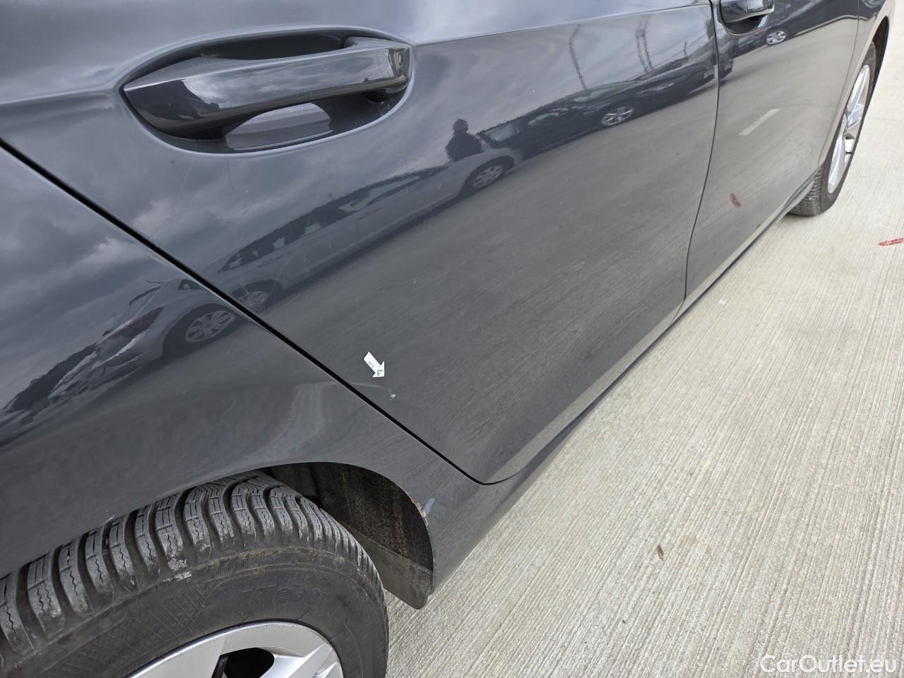  Volkswagen  Golf  Life 1.0 TSI #16