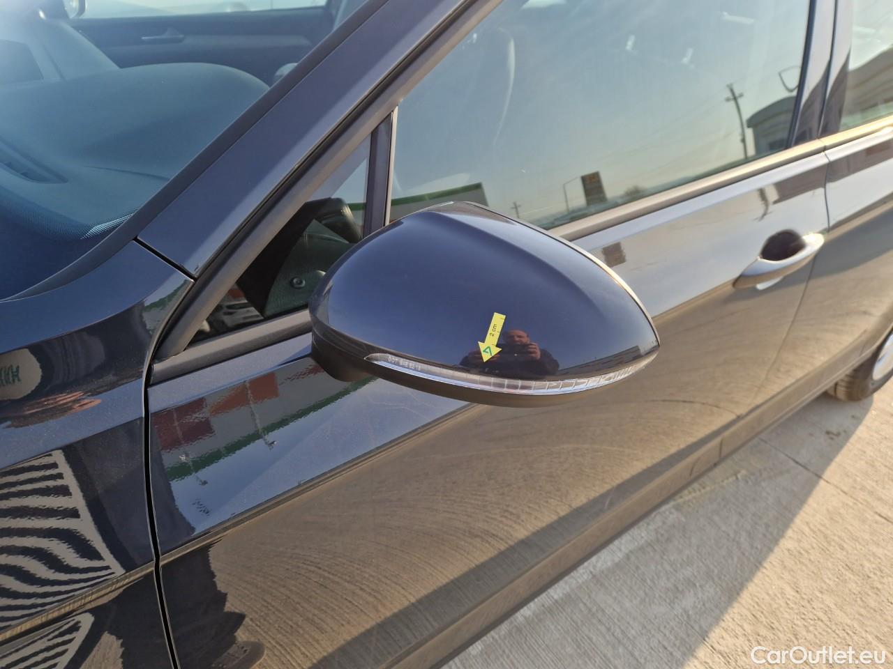  Volkswagen  Passat Advance 1.5 TSI ACT 150 CP #3