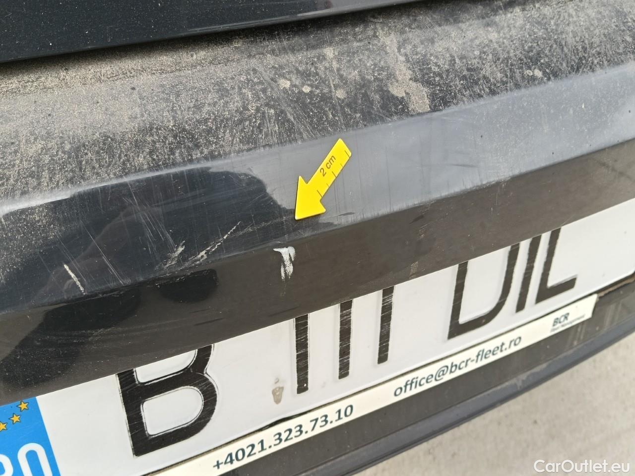  Volkswagen  Golf  Life 1.0 TSI #27