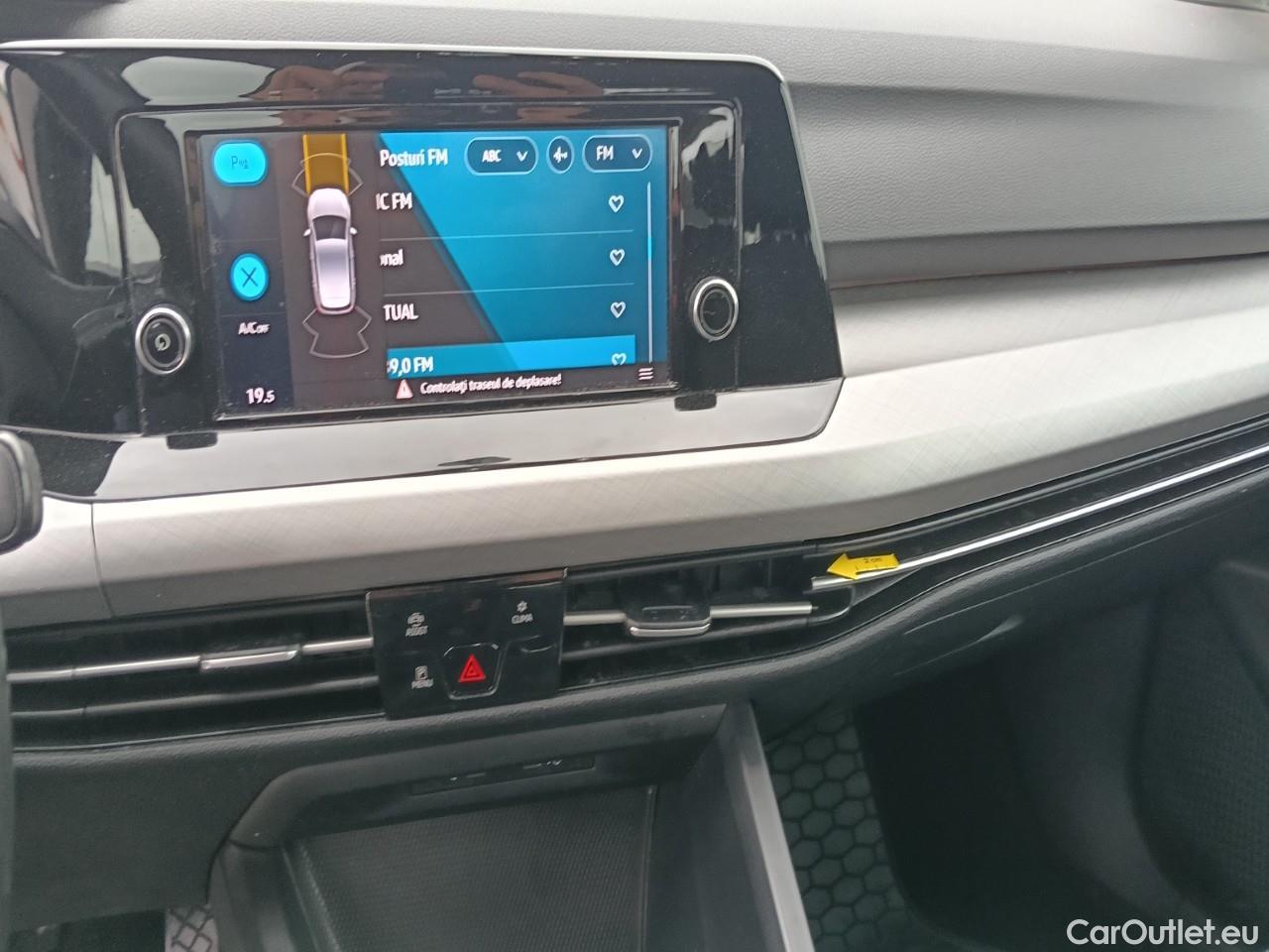  Volkswagen  Golf  Life 1.0 TSI #39