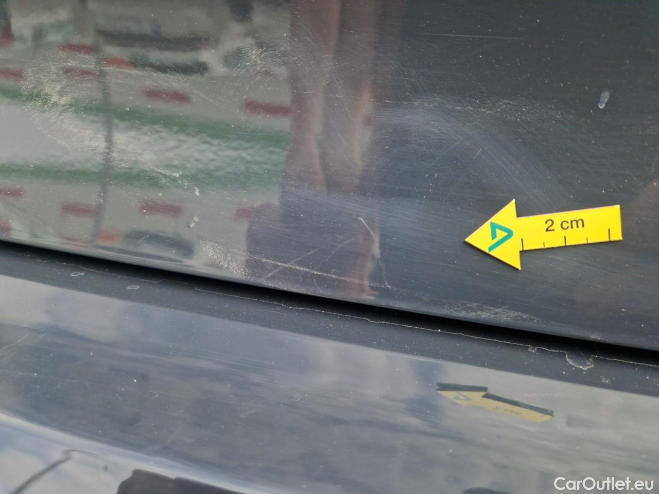  Volkswagen  Golf  Life 1.0 TSI #18