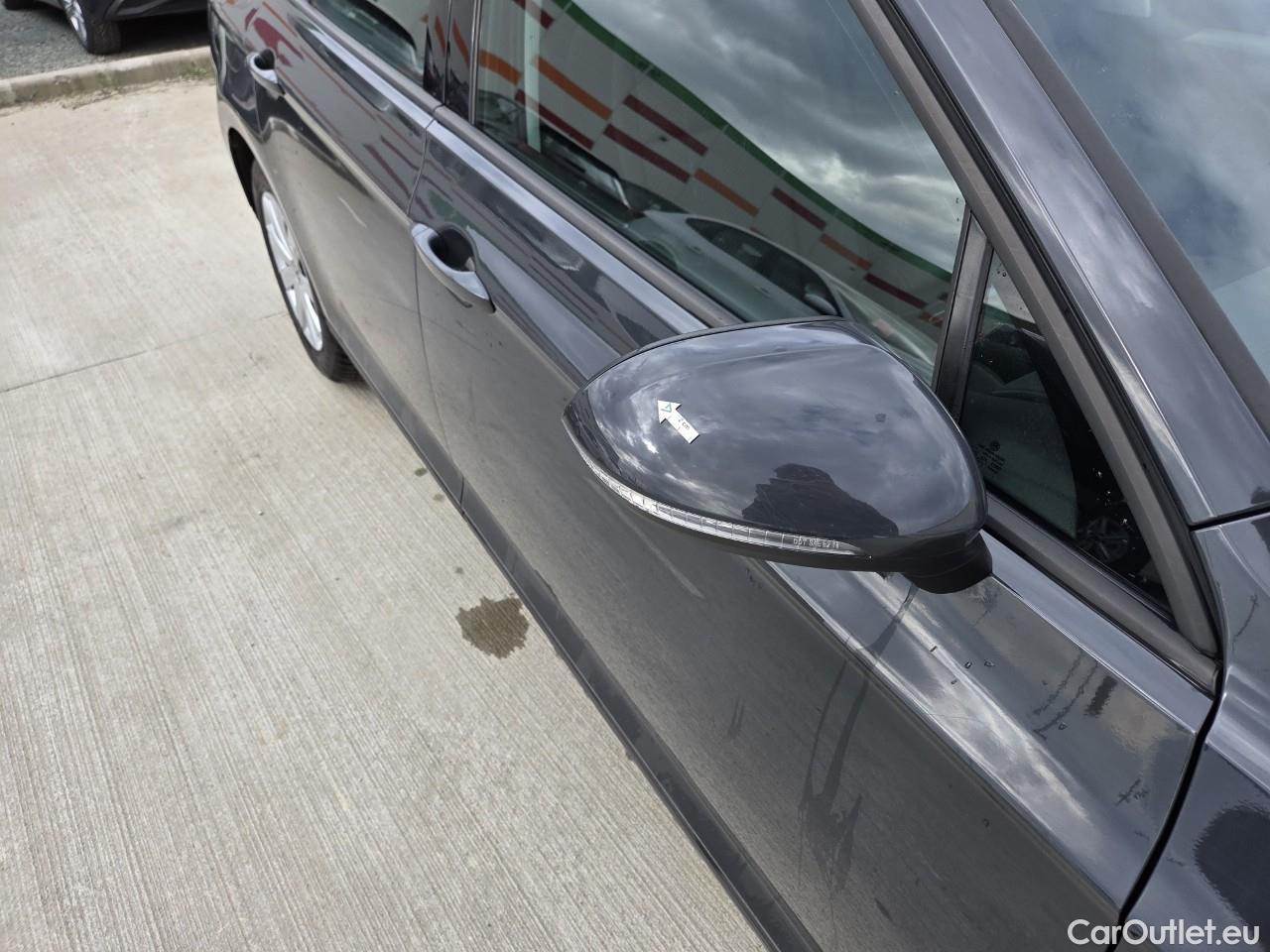  Volkswagen  Passat Advance 1.5 TSI ACT 150 CP #12