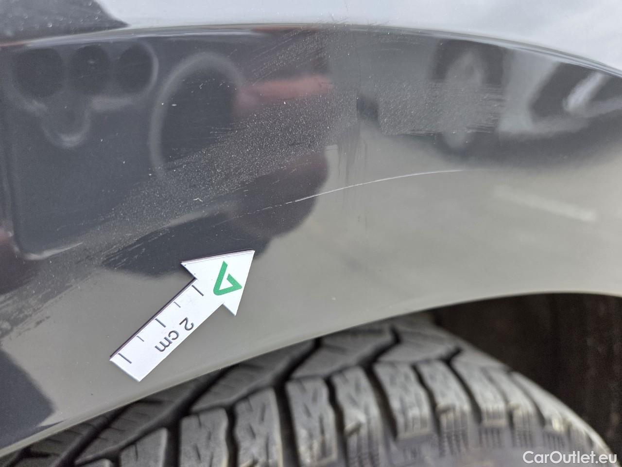  Volkswagen  Golf  Life 1.0 TSI #16