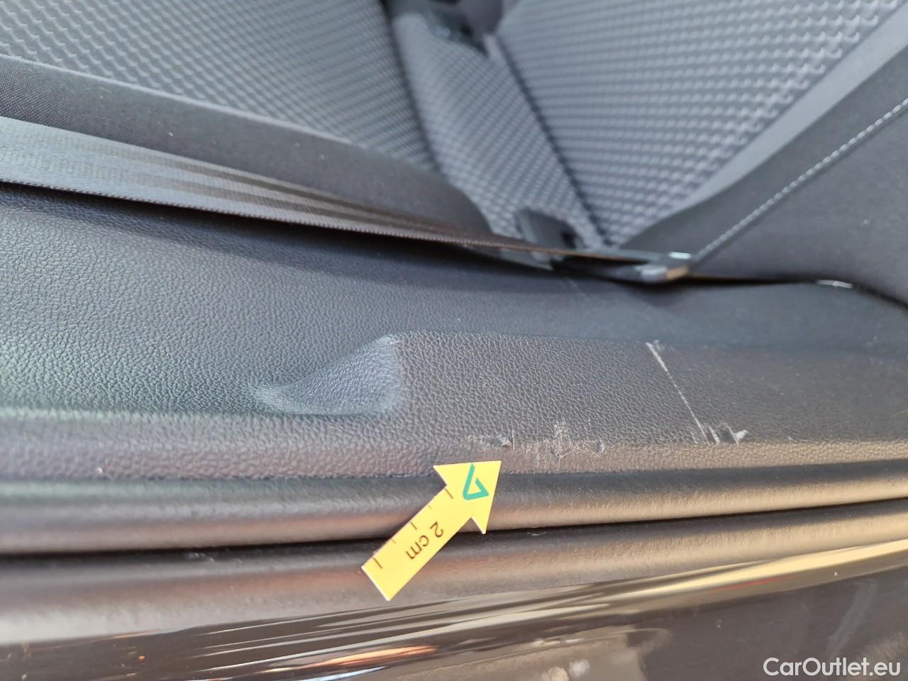  Volkswagen  Passat Advance 1.5 TSI ACT 150 CP #44