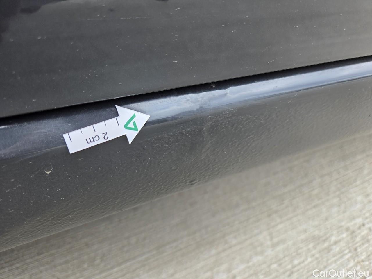  Volkswagen  Golf  Life 1.0 TSI #14