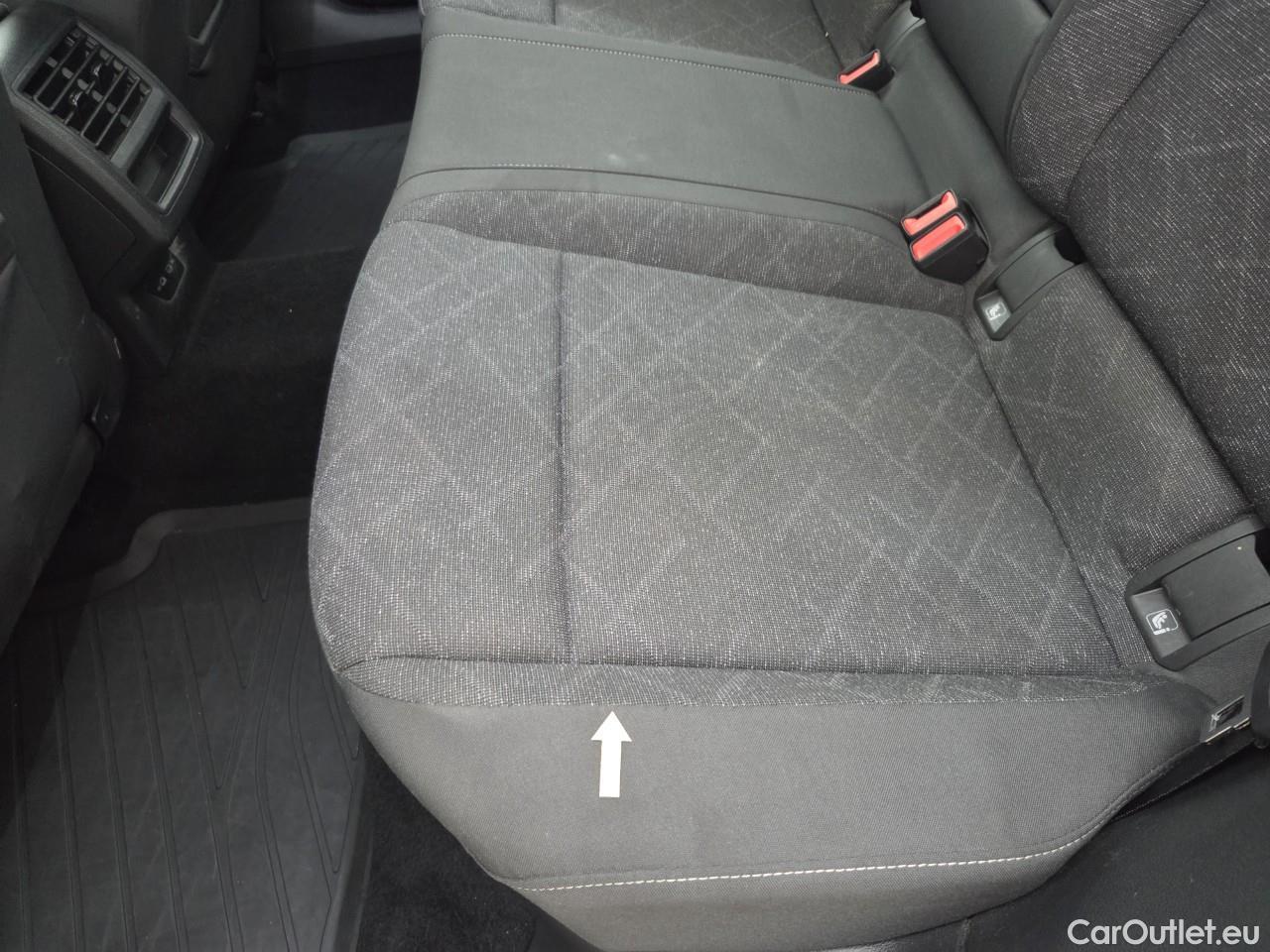  Volkswagen  Golf  2.0 TDI 116HP DSG Life Variant #39