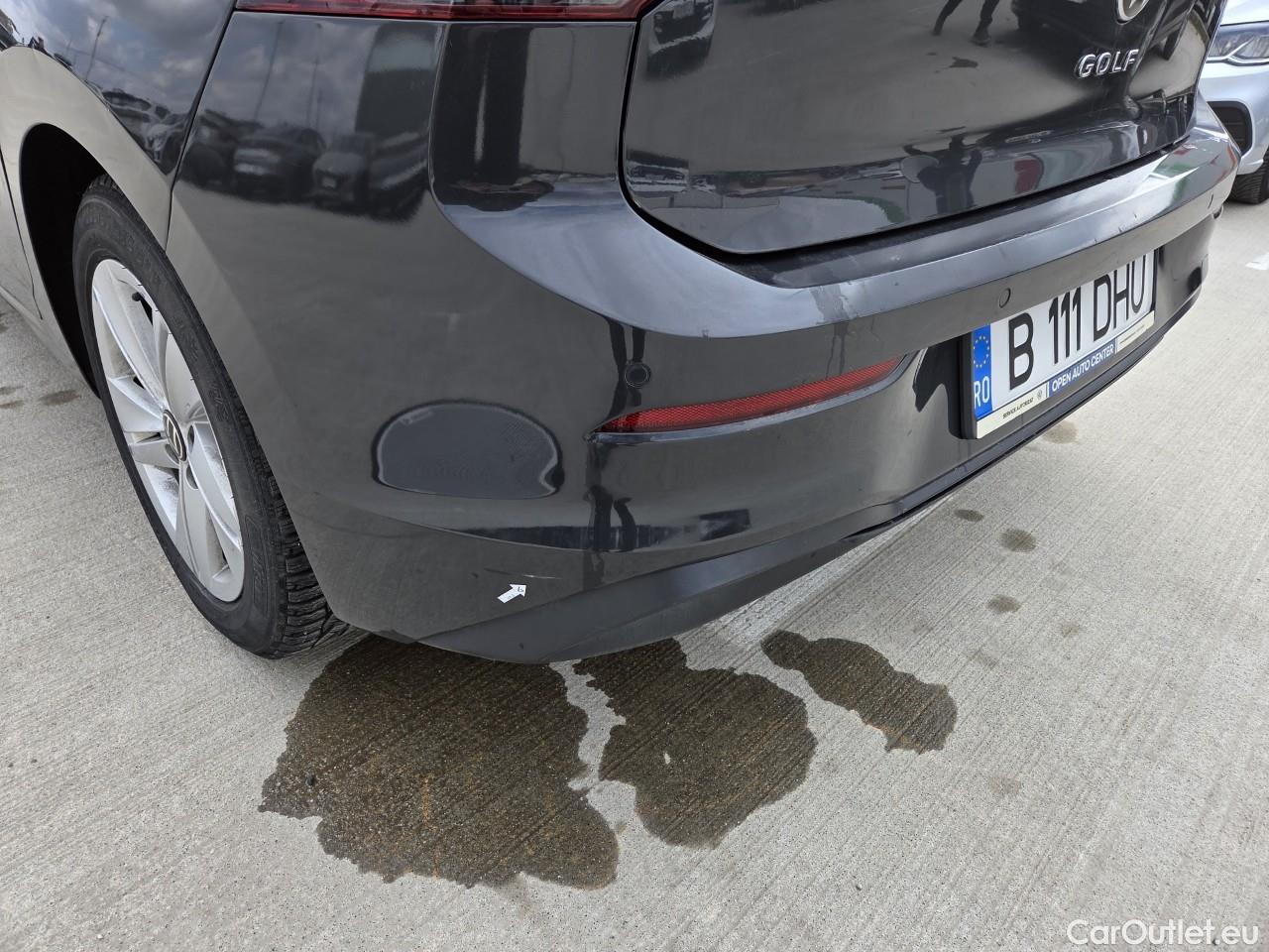  Volkswagen  Golf  Life 1.0 TSI #42