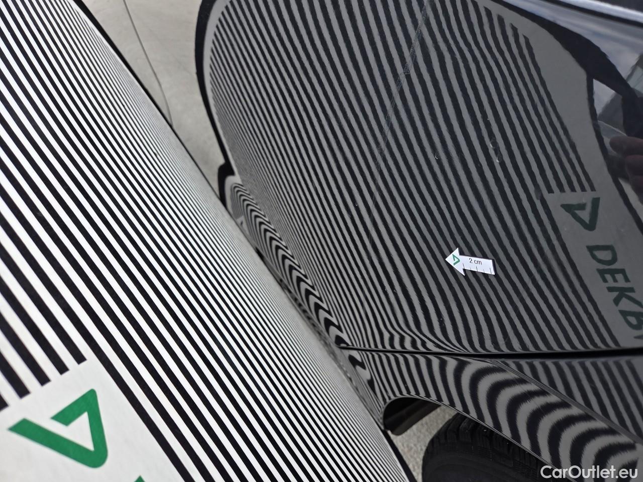  Volkswagen  Golf  Life 1.0 TSI #52