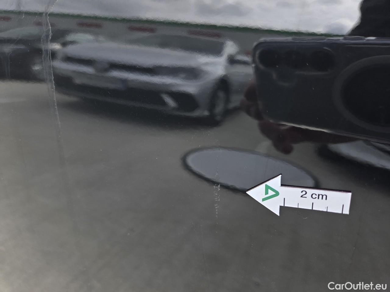  Volkswagen  Golf  Life 1.0 TSI #36