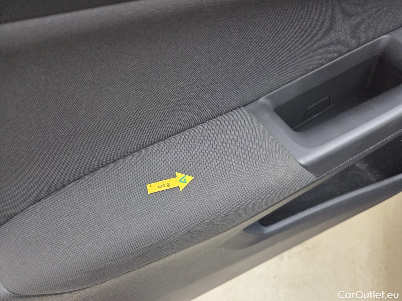  Volkswagen  Golf  2.0 TDI 116HP DSG Life Variant #30