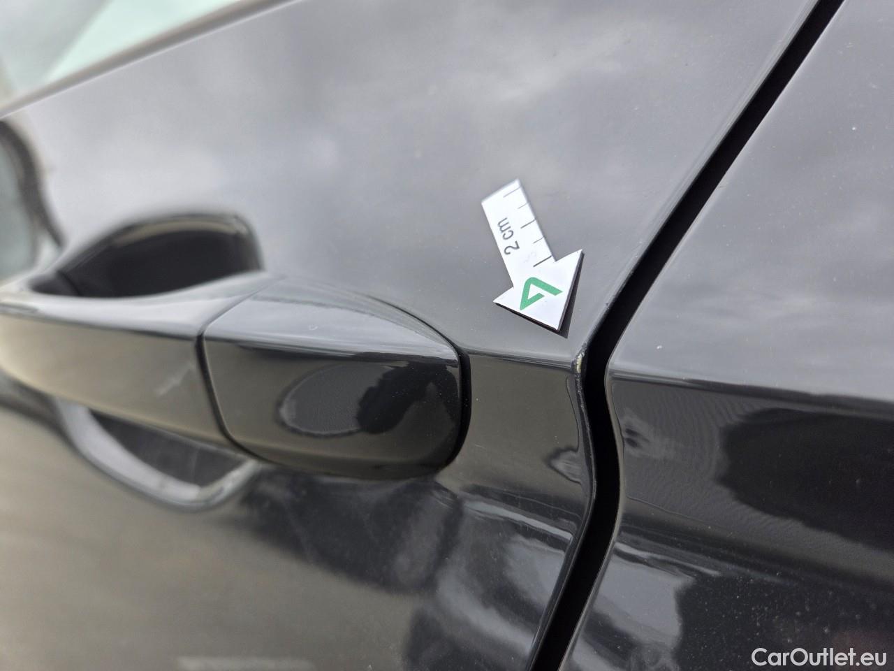  Volkswagen  Passat Advance 1.5 TSI ACT 150 CP #4