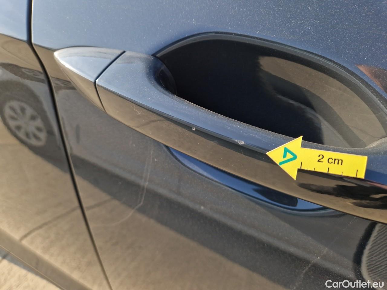  Volkswagen  Passat Advance 1.5 TSI ACT 150 CP #21