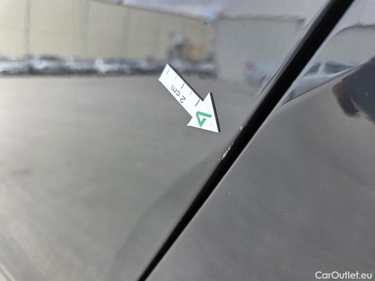  Volkswagen  Golf  Life 1.0 TSI #29