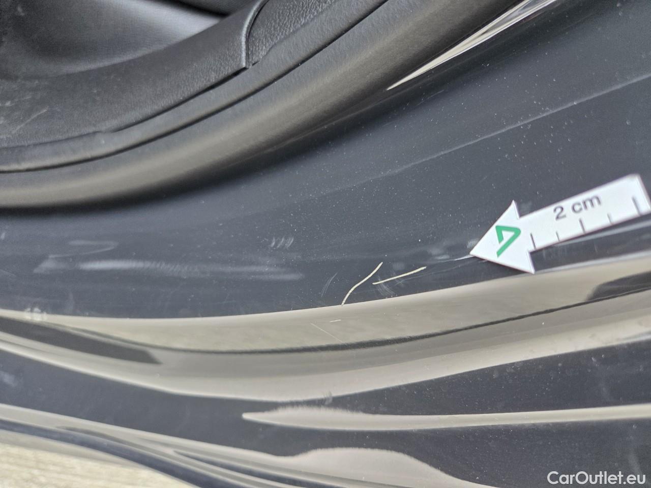  Volkswagen  Golf  Life 1.0 TSI #50