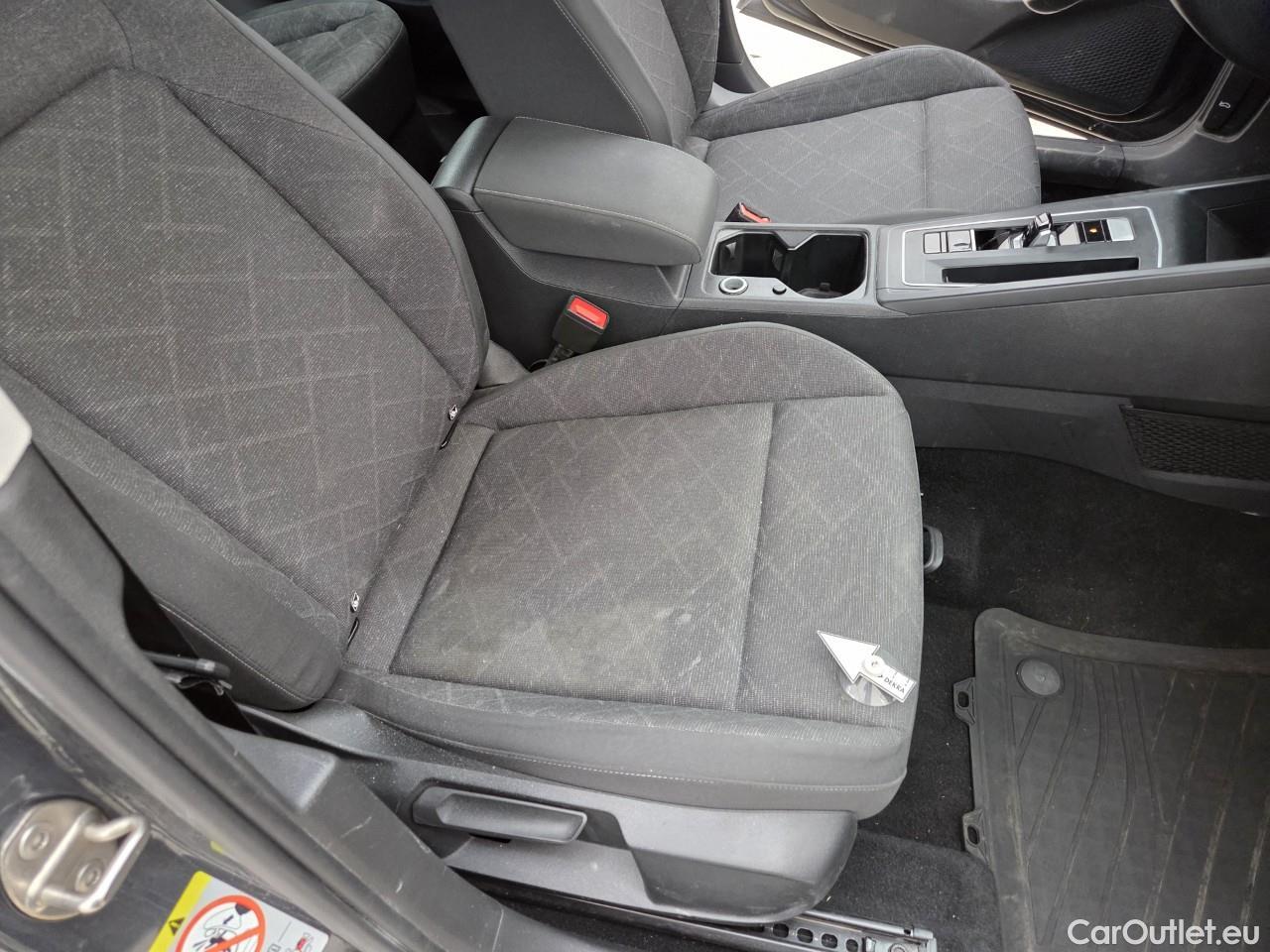  Volkswagen  Golf  2.0 TDI 116HP DSG Life Variant #30