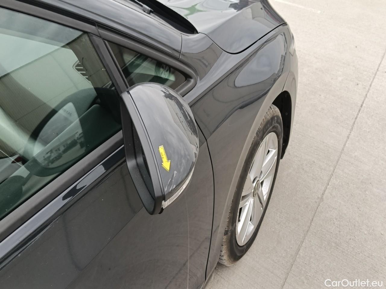  Volkswagen  Golf  Life 1.0 TSI #15