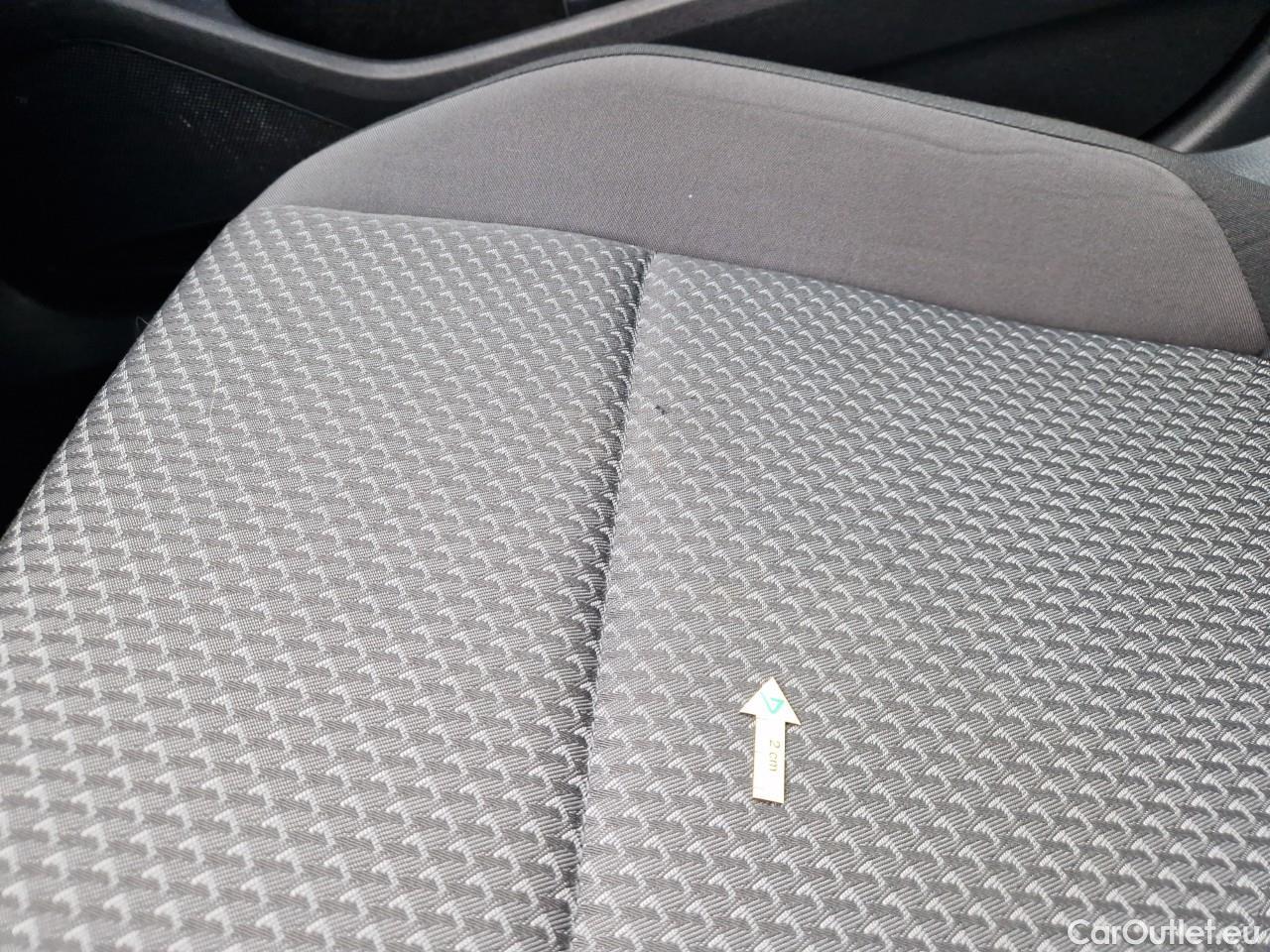  Volkswagen  Passat Advance 1.5 TSI ACT 150 CP #50