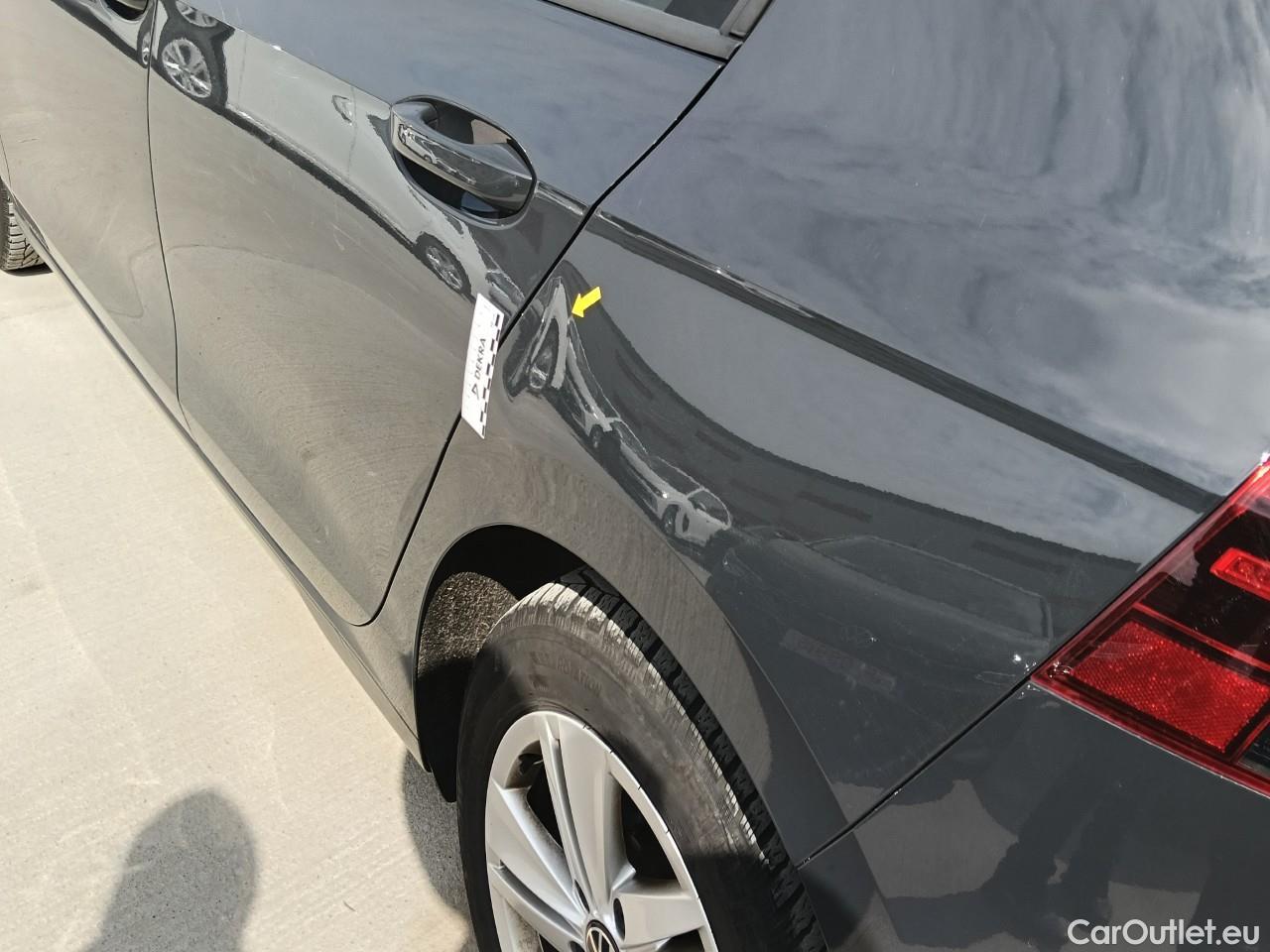  Volkswagen  Golf  Life 1.0 TSI #29