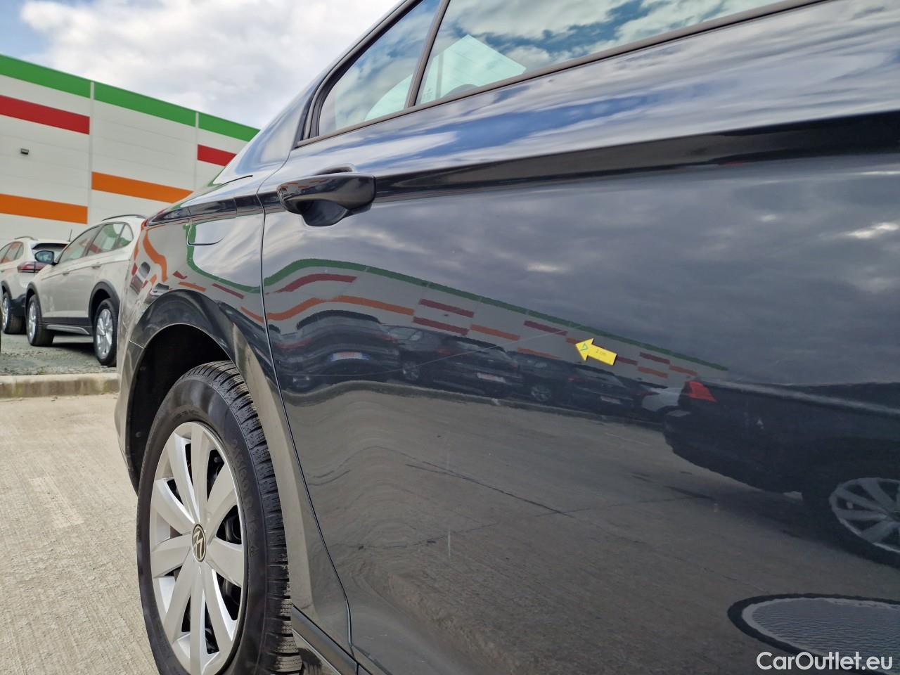  Volkswagen  Passat Advance 1.5 TSI ACT 150 CP #26