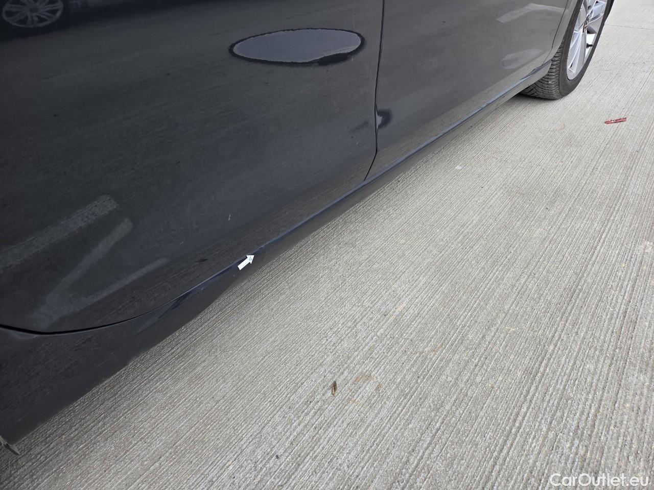  Volkswagen  Golf  Life 1.0 TSI #13