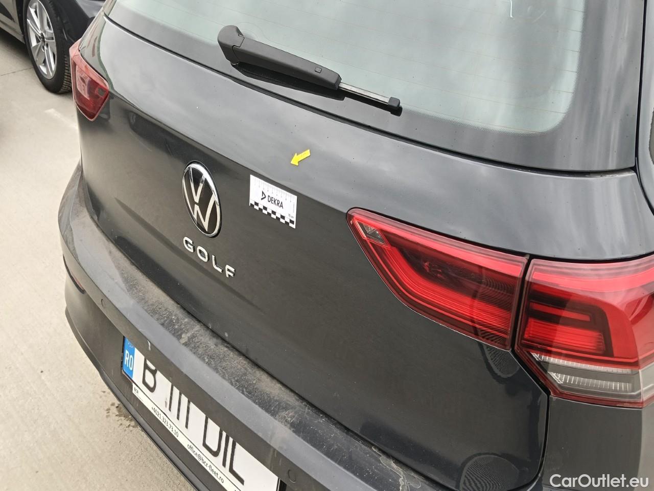  Volkswagen  Golf  Life 1.0 TSI #30