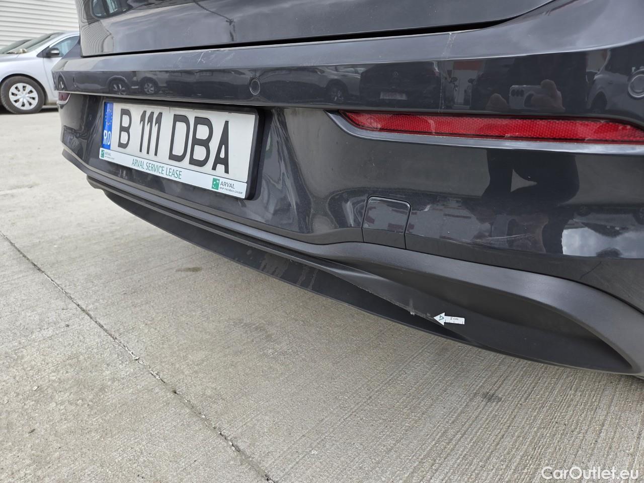  Volkswagen  Golf  Life 1.0 TSI #24