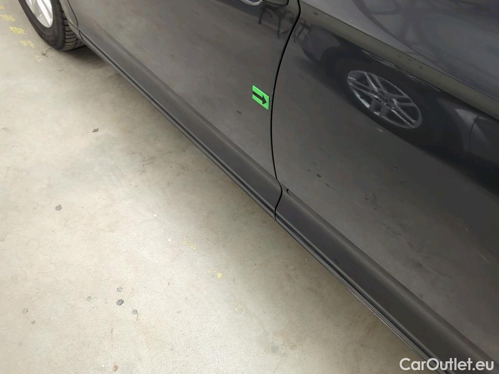  Volkswagen  Passat Var.Comfortline 2.0 TDI DSG 150 CP #11