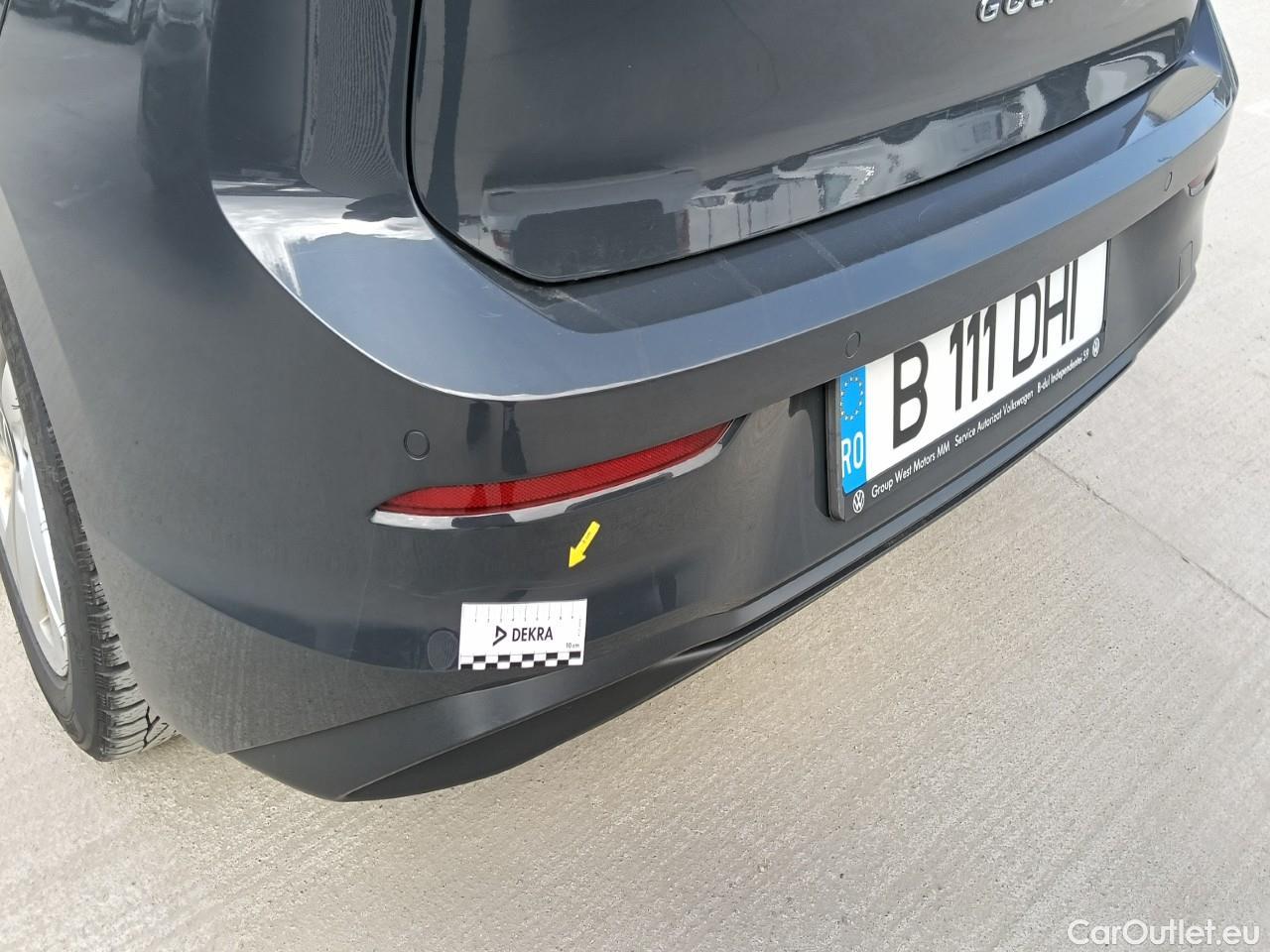  Volkswagen  Golf  Life 1.0 TSI #21