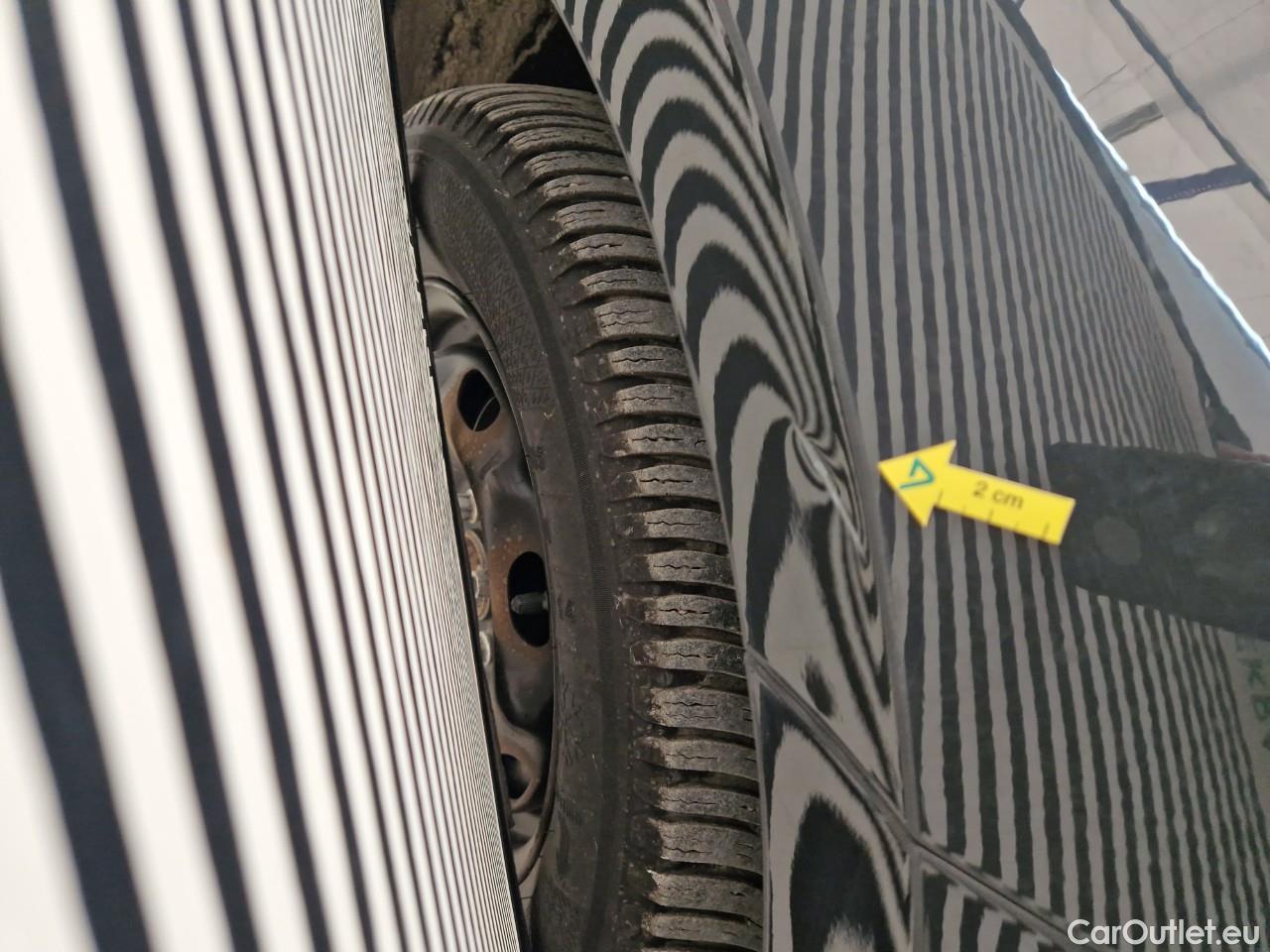  Volkswagen  Polo 1.0 80CP Trendline #20