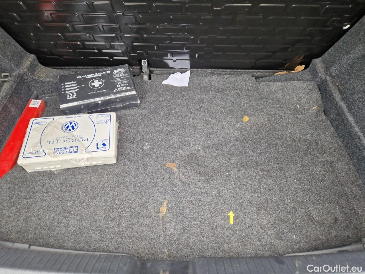  Volkswagen  Polo 1.0 80CP Trendline #55