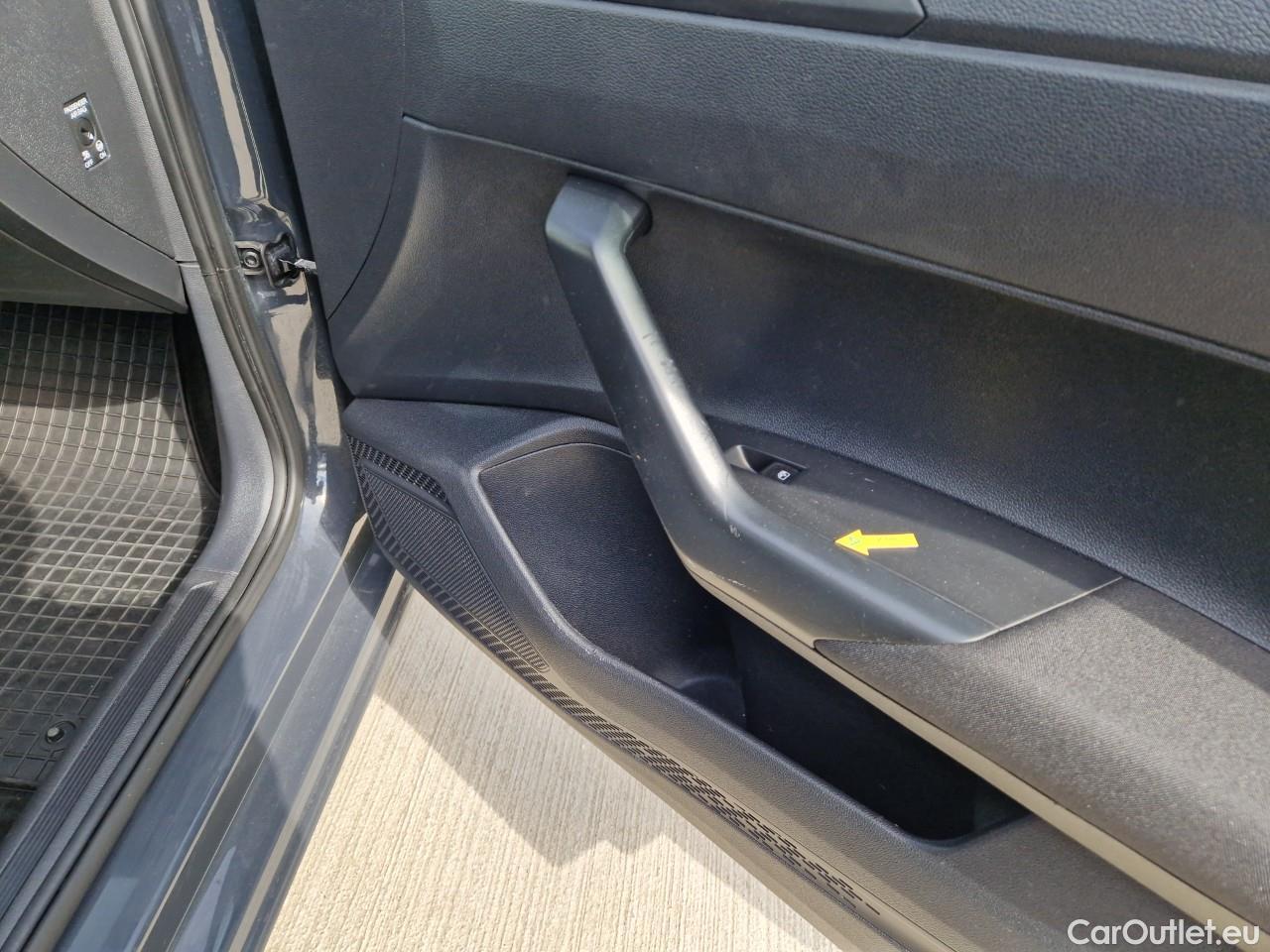  Volkswagen  Polo 1.0 80CP Trendline #57