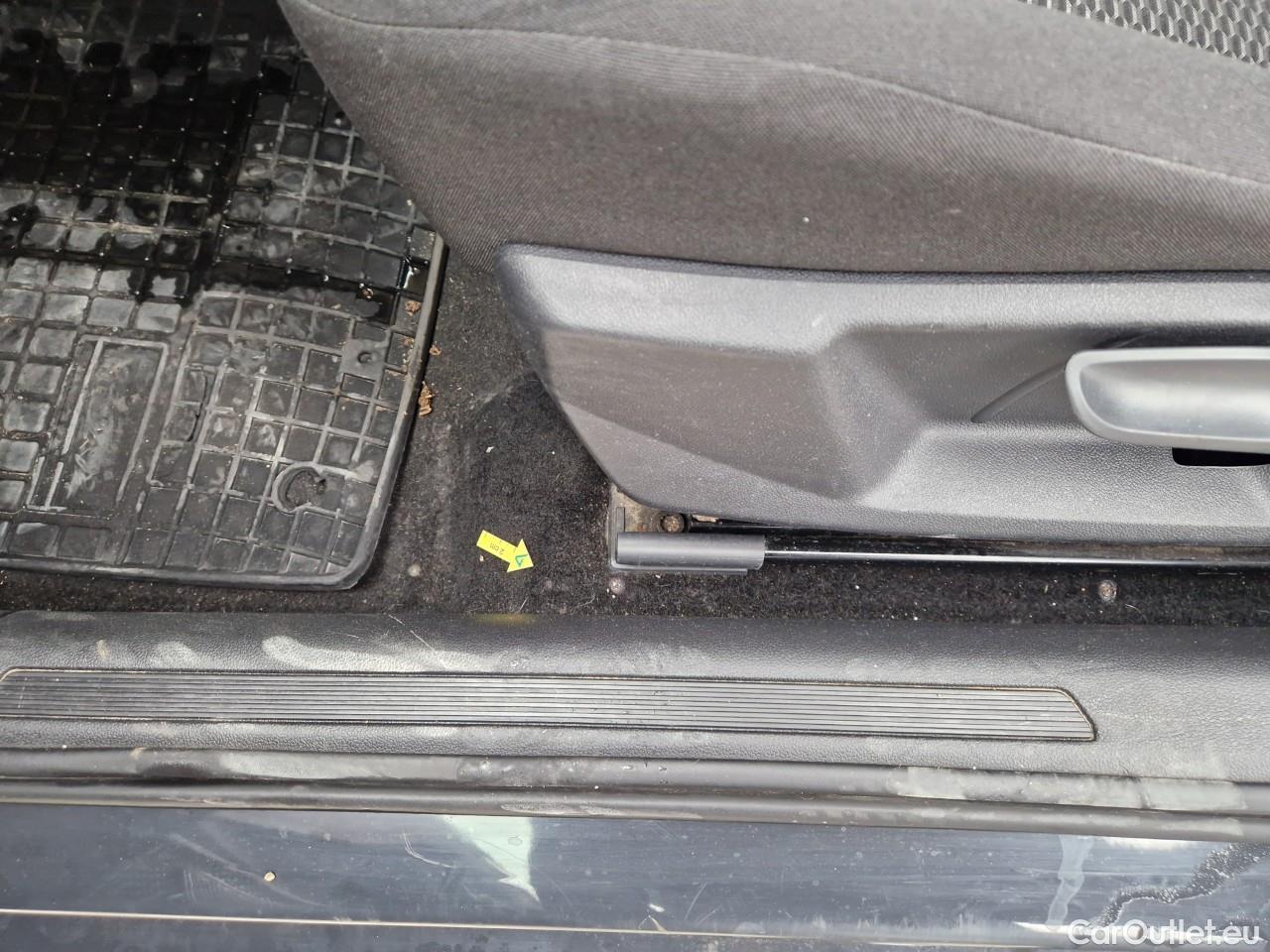  Volkswagen  Polo 1.0 80CP Trendline #41