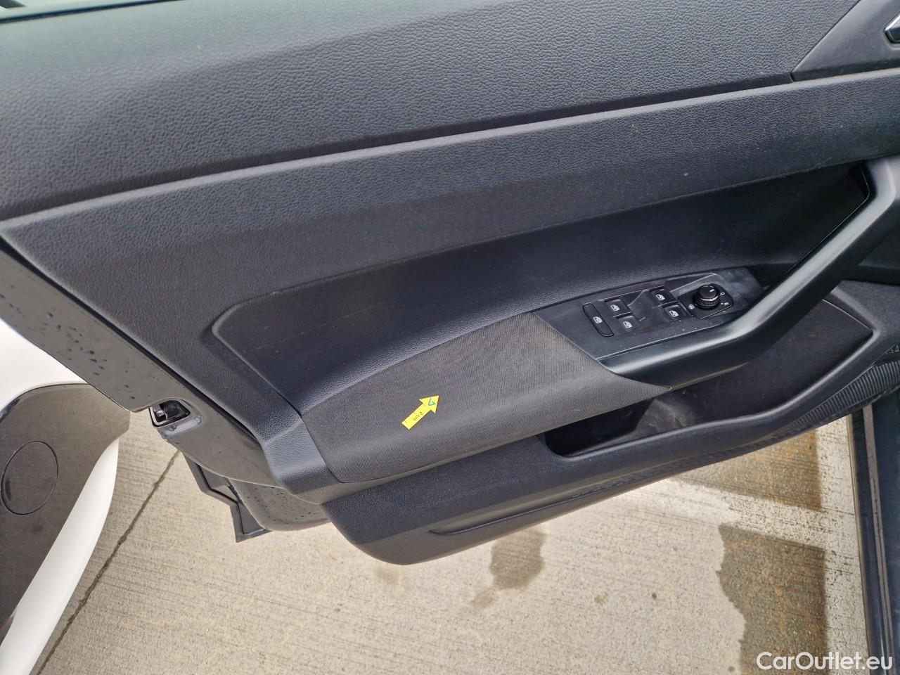  Volkswagen  Polo 1.0 80CP Trendline #38