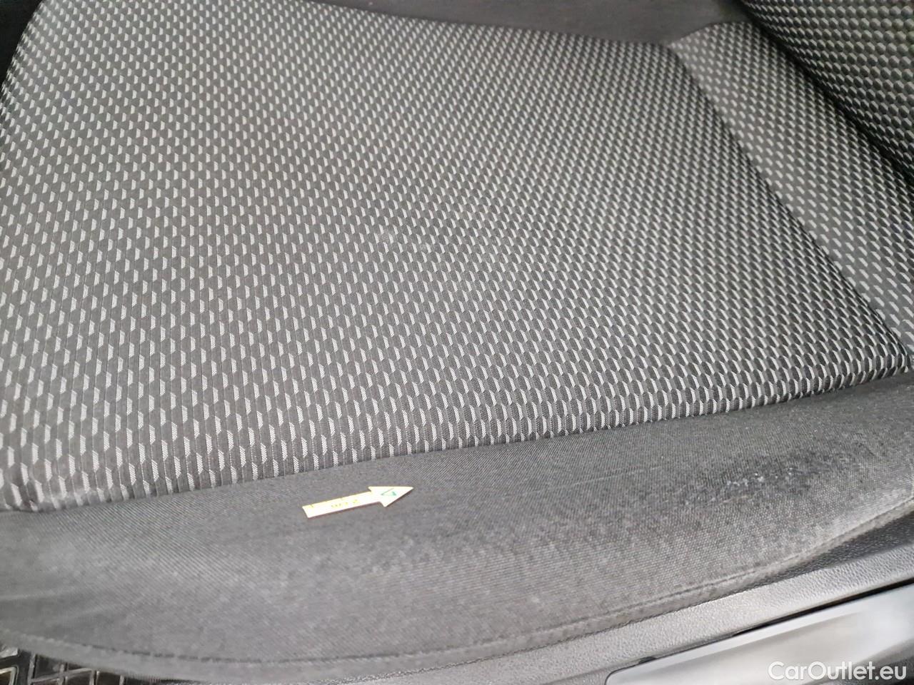  Volkswagen  Polo 1.0 80CP Trendline #58