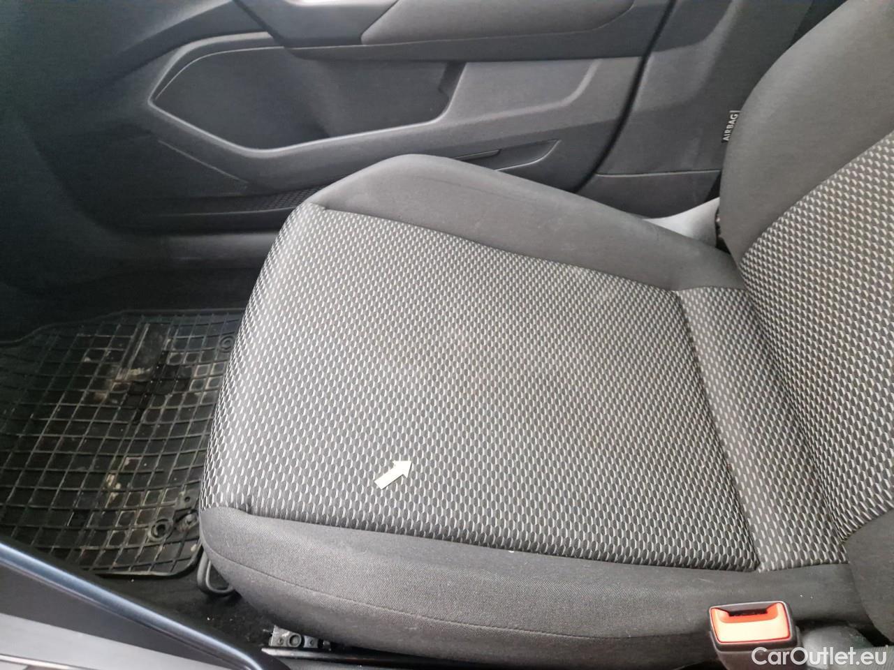  Volkswagen  Polo 1.0 80CP Trendline #61