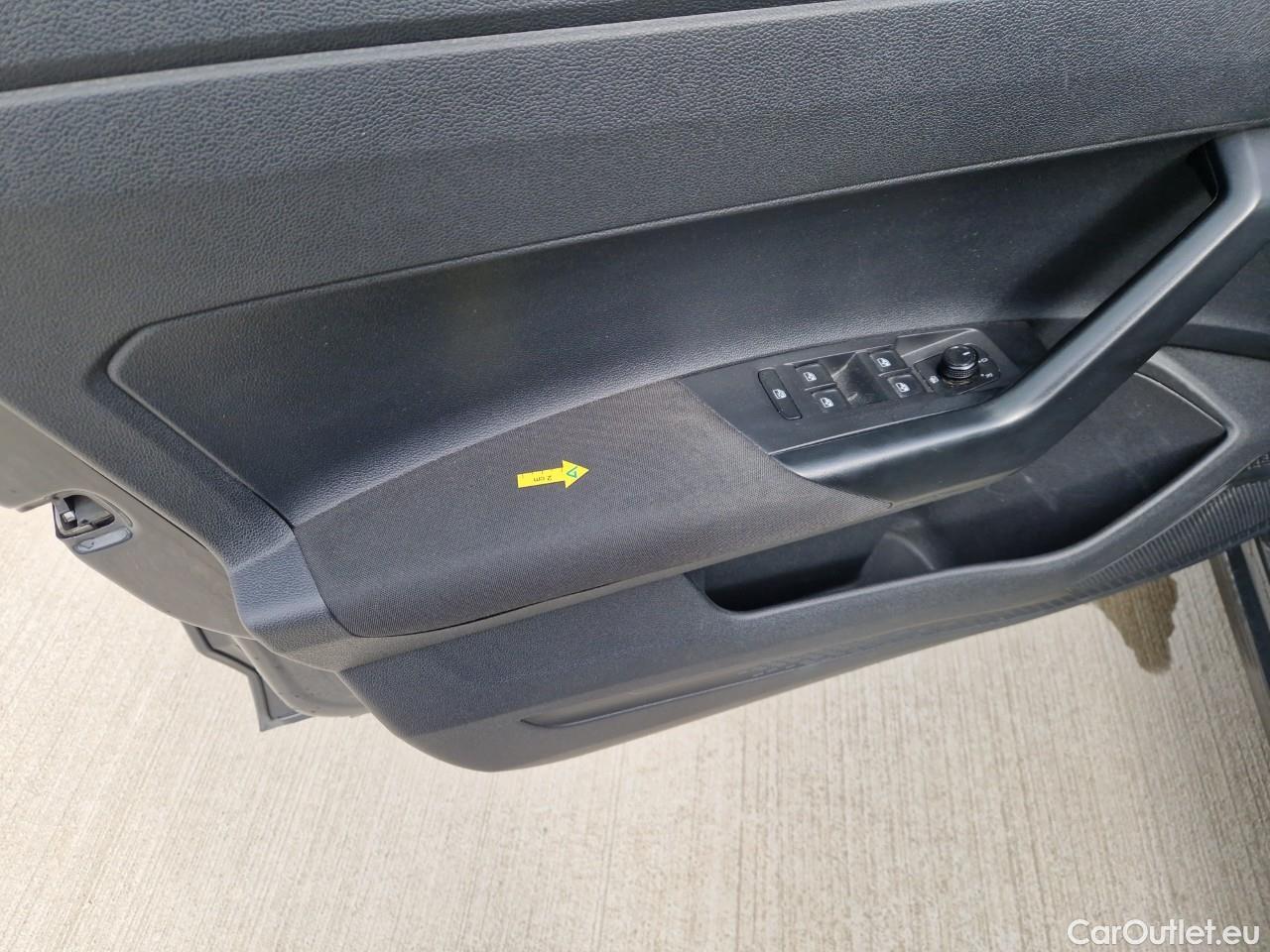  Volkswagen  Polo 1.0 80CP Trendline #33