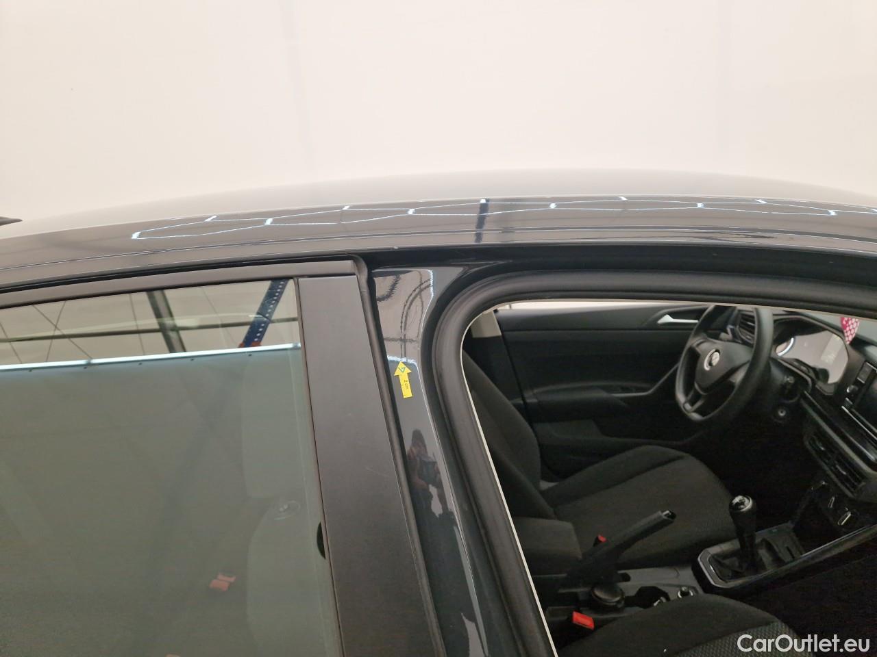  Volkswagen  Polo 1.0 80CP Trendline #63