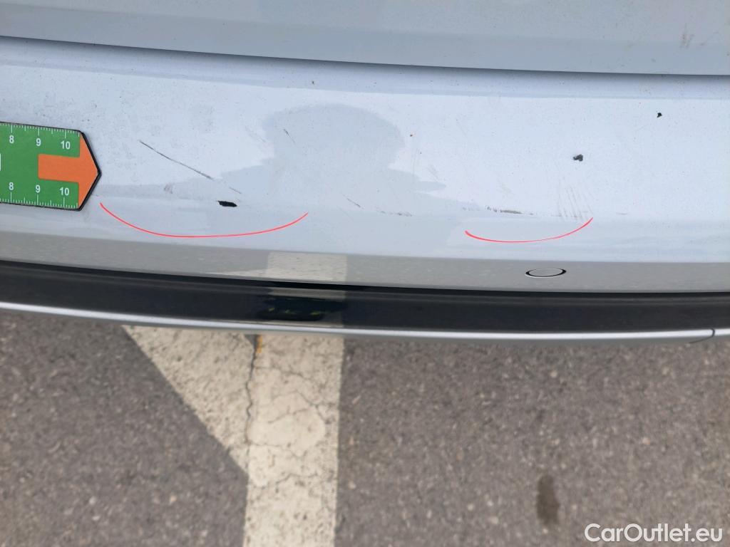  Audi  Q2 AUDI  / 2016 / 5P / todoterreno Design 30 TFSI 85kW (116CV) #8