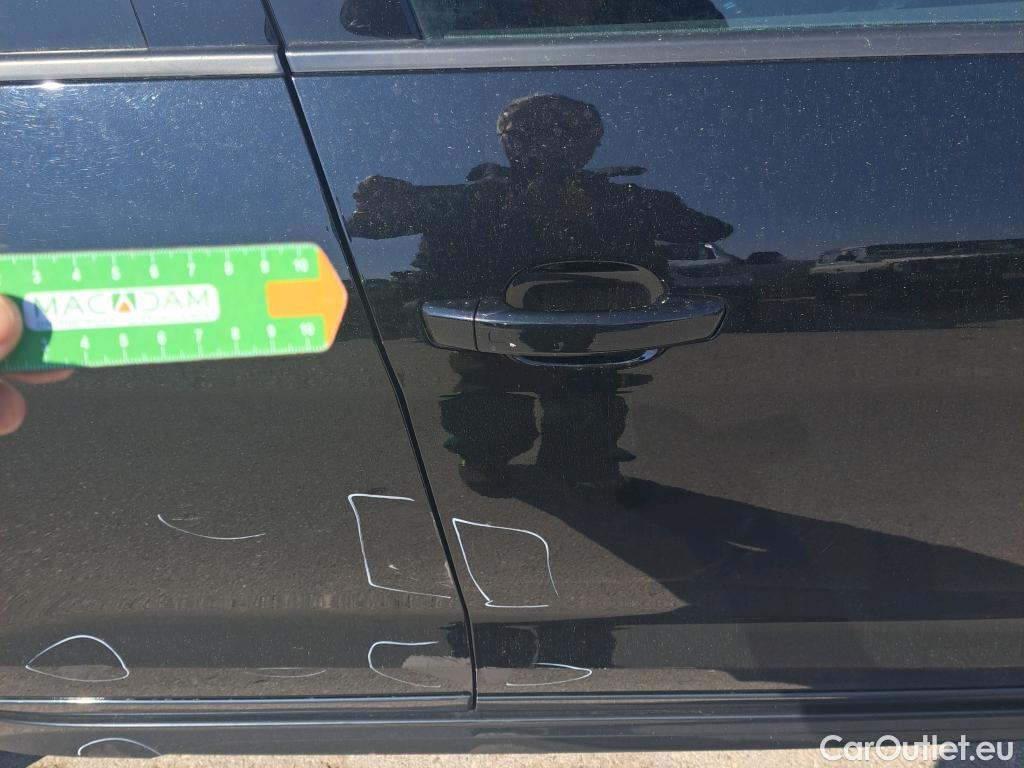  Audi  A1 Sportback AUDI A1 / 2018 / 5P / berlina con portón citycarver Black line 30 TFSI 81kW S tro #54